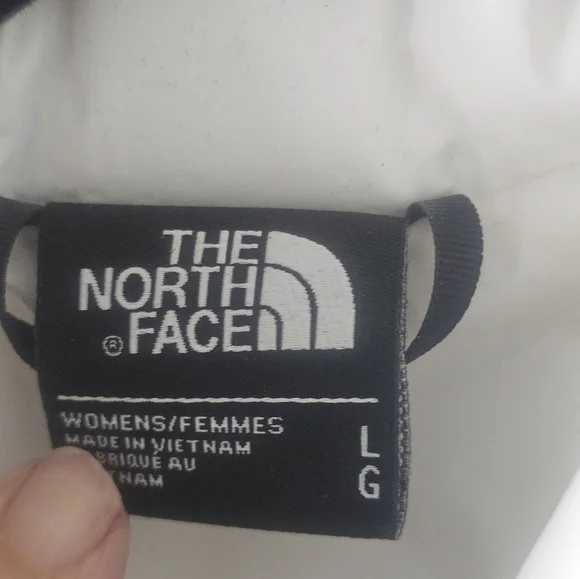 The North Face Women's coco Brown Puffer Jacket - Picture 3 of 3